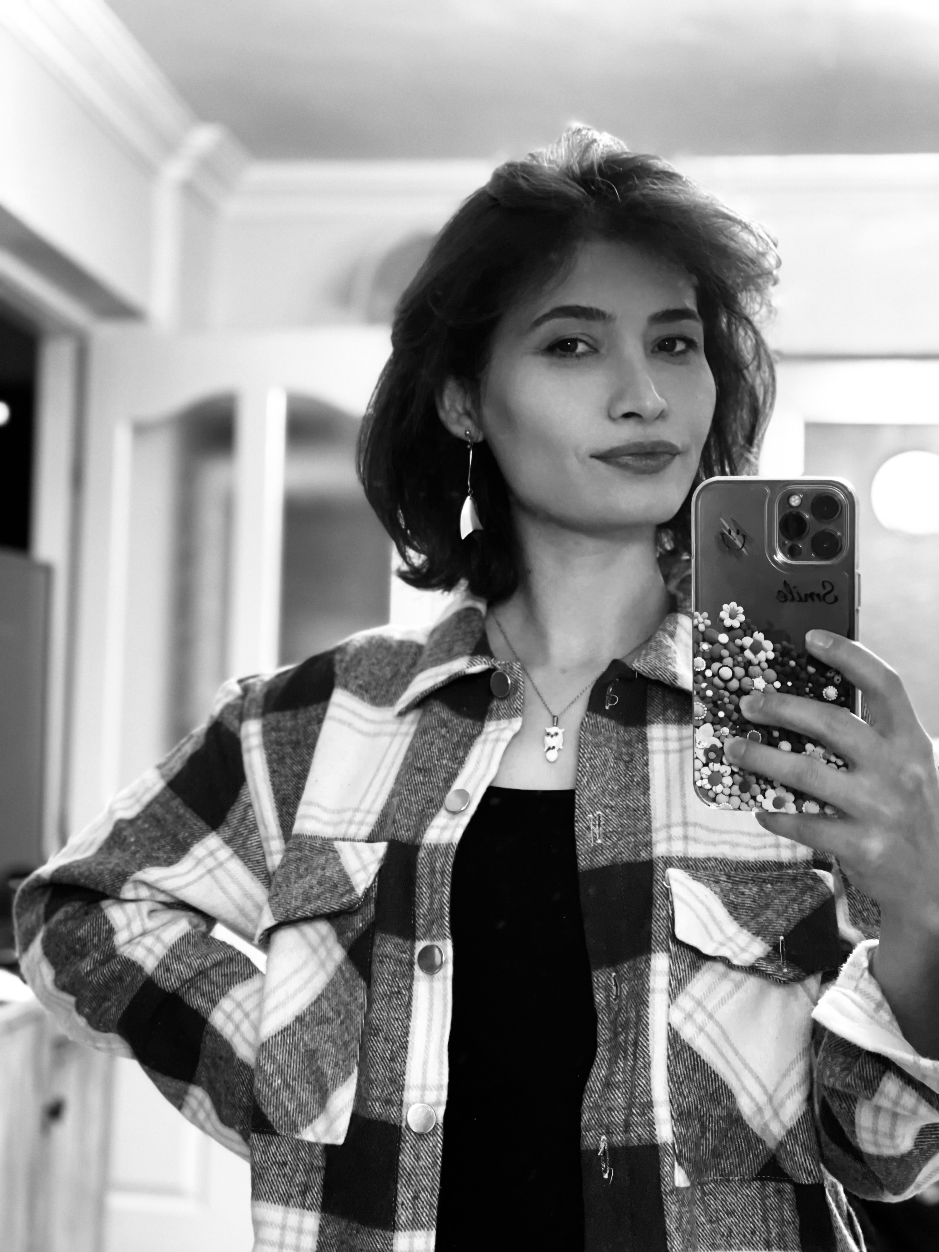 Sema ÖZCANİKLİ 