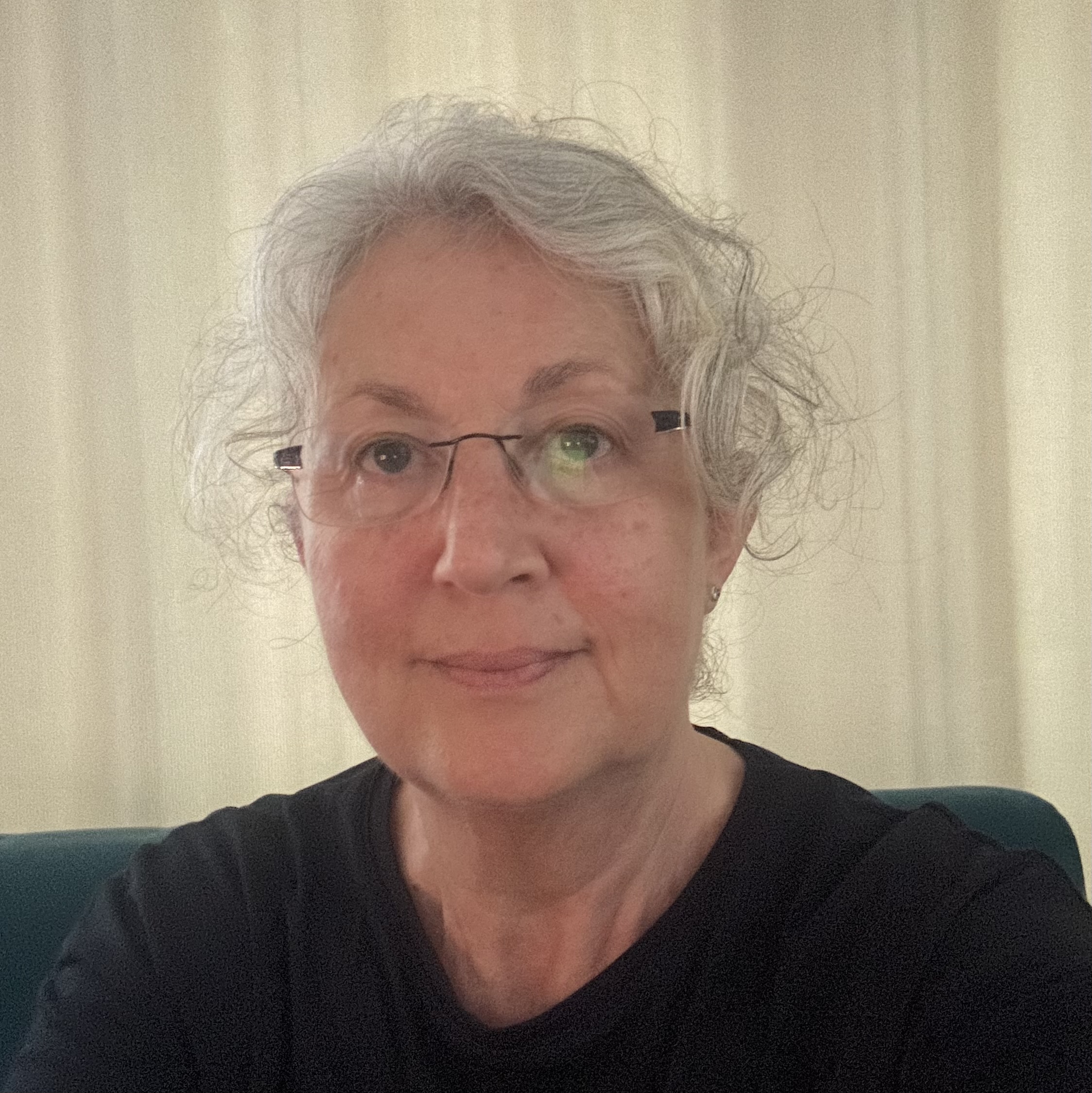 Ayşe Oğuz 